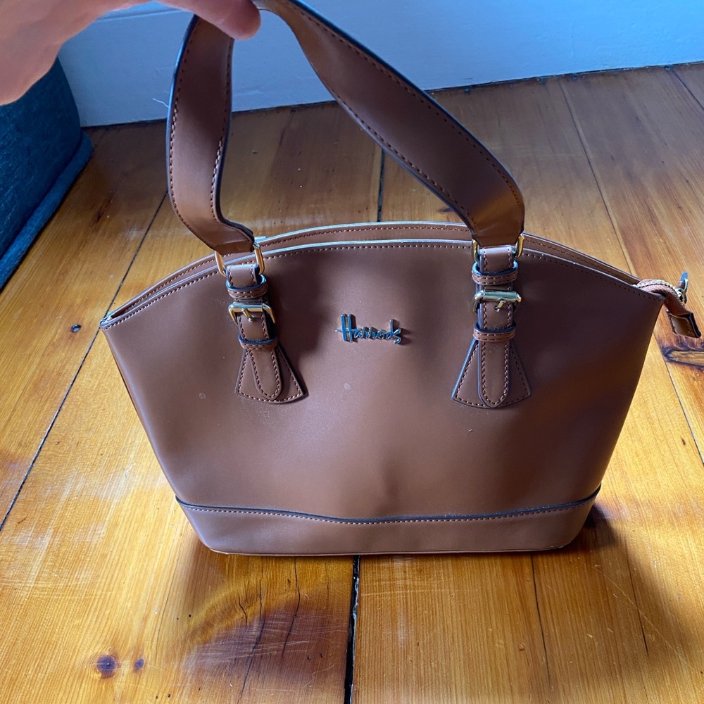 Harrod’s Classic Handbag